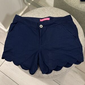 Lilly Pulitzer Midnight Blue Scallop Hem Shorts